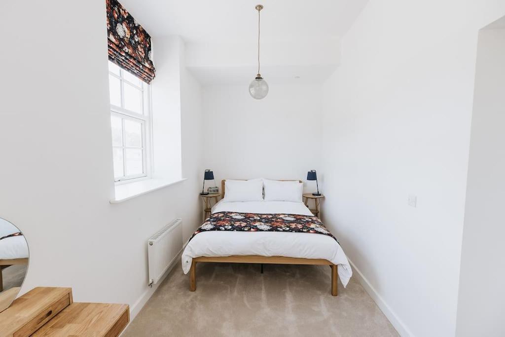 Bobbin Row - Grade 2 Listed Property With A Beautiful Design With Access To Leeds Лийдс Екстериор снимка