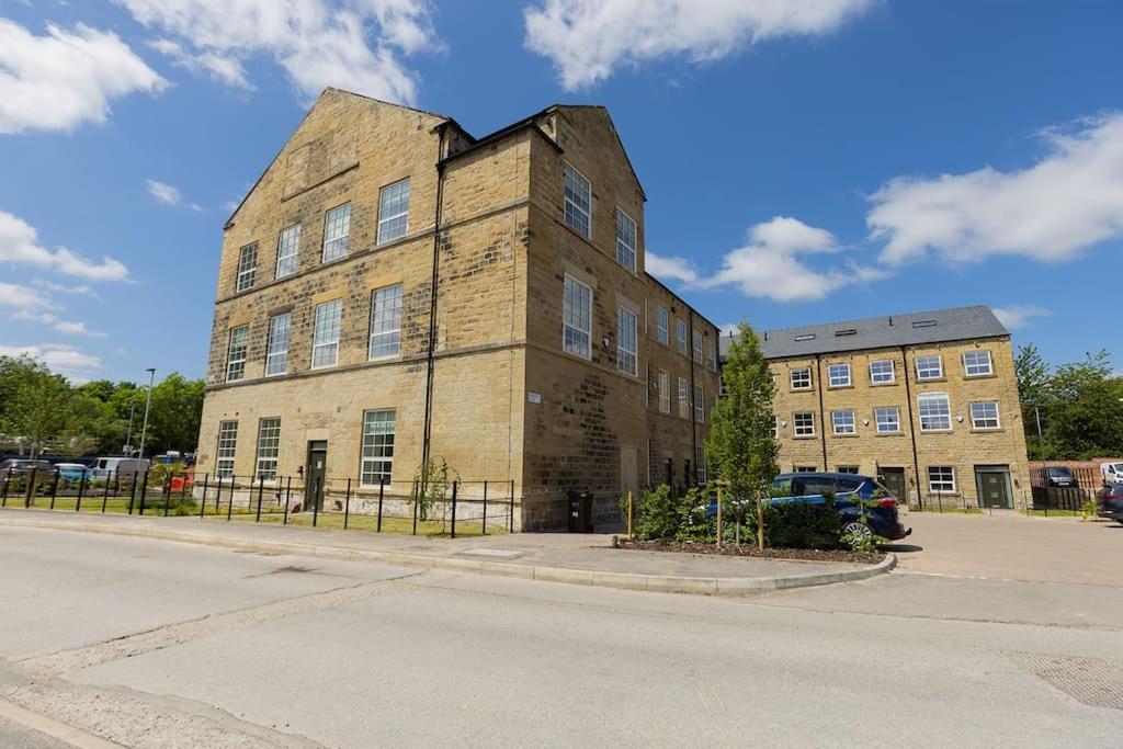 Bobbin Row - Grade 2 Listed Property With A Beautiful Design With Access To Leeds Лийдс Екстериор снимка