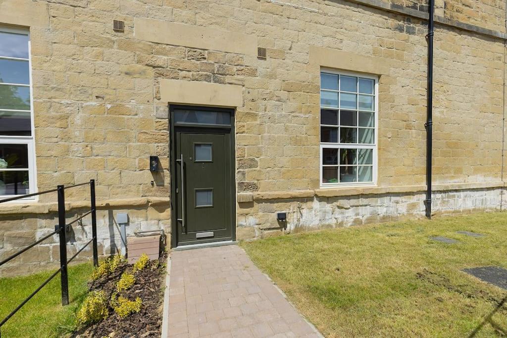 Bobbin Row - Grade 2 Listed Property With A Beautiful Design With Access To Leeds Лийдс Екстериор снимка