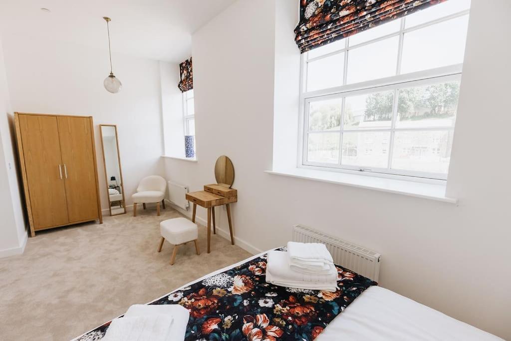 Bobbin Row - Grade 2 Listed Property With A Beautiful Design With Access To Leeds Лийдс Екстериор снимка