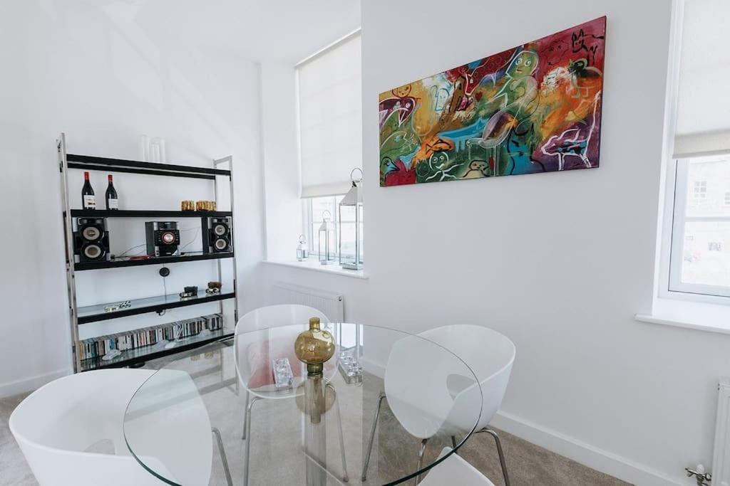 Bobbin Row - Grade 2 Listed Property With A Beautiful Design With Access To Leeds Лийдс Екстериор снимка