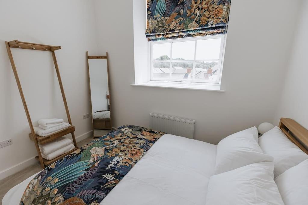 Bobbin Row - Grade 2 Listed Property With A Beautiful Design With Access To Leeds Лийдс Екстериор снимка